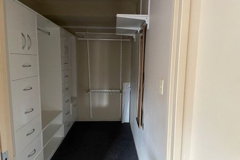 Photo of property in 8 Frank Knight Place, Waiuku, 2123