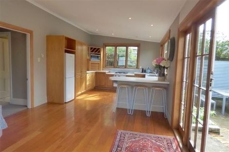 Photo of property in 35 Belt Road, Moturoa, New Plymouth, 4310