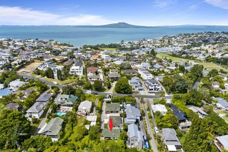 Photo of property in 3/34 Heathcote Road, Castor Bay, Auckland, 0620