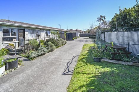 Photo of property in 2/408 Mclean Street, Saint Leonards, Hastings, 4120