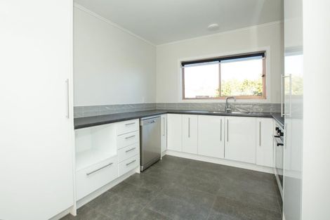 Photo of property in 24 Forest Lake Road, Forest Lake, Hamilton, 3200