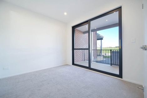 Photo of property in 12 Waimarie Drive, Karaka, 2578