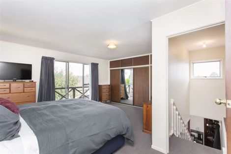 Photo of property in 17 Stackhouse Avenue, Bishopdale, Christchurch, 8053