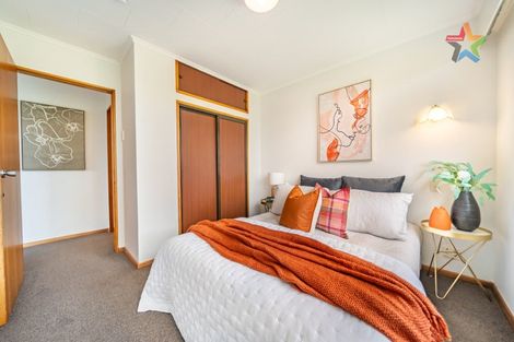 Photo of property in 89 Miromiro Road, Normandale, Lower Hutt, 5010