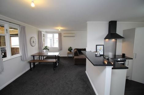 Photo of property in 44 Holland Crescent, Bulls, 4818