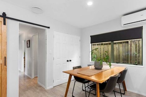 Photo of property in 236a Ngatai Road, Otumoetai, Tauranga, 3110