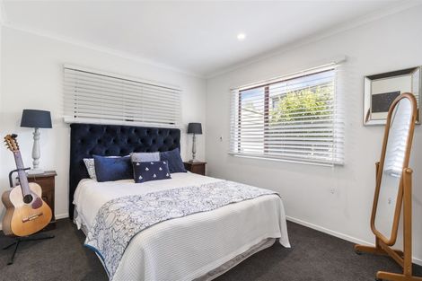 Photo of property in 43 Cockle Bay Road, Cockle Bay, Auckland, 2014