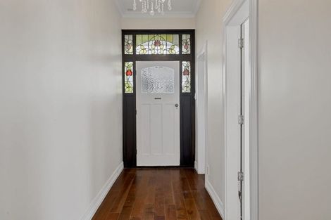 Photo of property in 123 Fisher Avenue, Beckenham, Christchurch, 8023