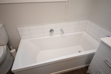 Photo of property in 7 Guthrie Court, Bulls, 4818