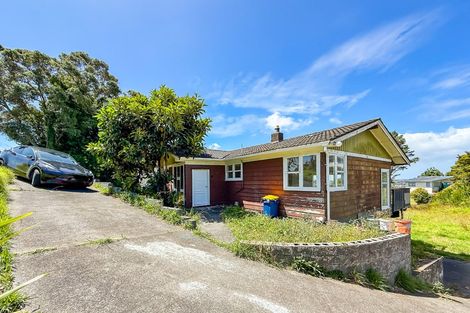 Photo of property in 305 Don Buck Road, Massey, Auckland, 0614
