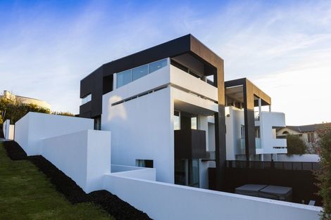 Photo of property in 12 Harry Ell Drive, Cashmere, Christchurch, 8022