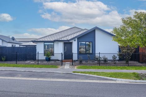 Photo of property in 20 Enforce Lane, Halswell, Christchurch, 8025