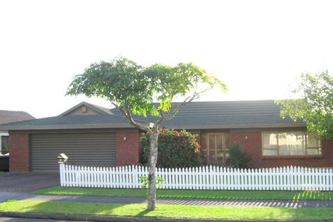 Photo of property in 10 Majesty Place, Half Moon Bay, Auckland, 2012