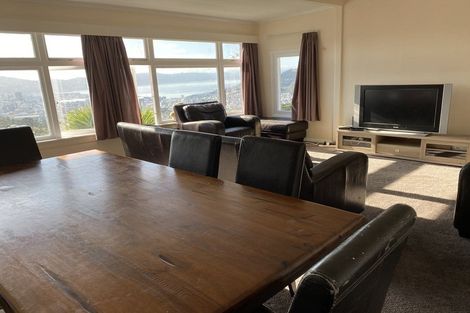 Photo of property in 15 Connaught Terrace, Brooklyn, Wellington, 6021