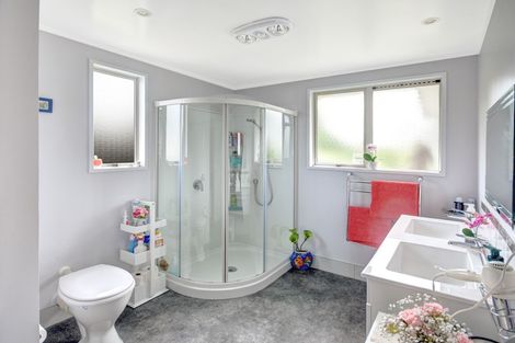 Photo of property in 16 Silverstream Drive, Mosgiel, 9024