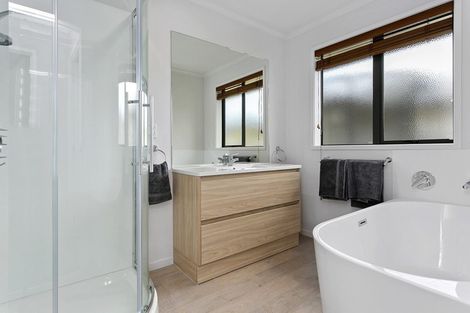 Photo of property in 33 Chaucer Street, Leamington, Cambridge, 3432