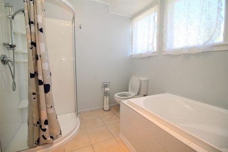 Photo of property in 133 Riverpark Crescent, Henderson, Auckland, 0610