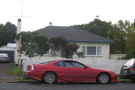 Photo of property in 2/177 Motatau Road, Papatoetoe, Auckland, 2025