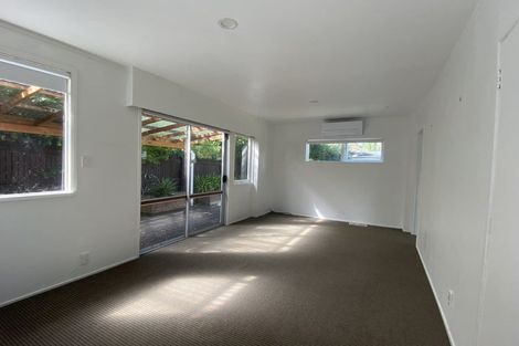 Photo of property in 2/58 Peach Road, Glenfield, Auckland, 0629