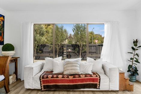 Photo of property in 1 Gobray Crescent, Mount Maunganui, 3116