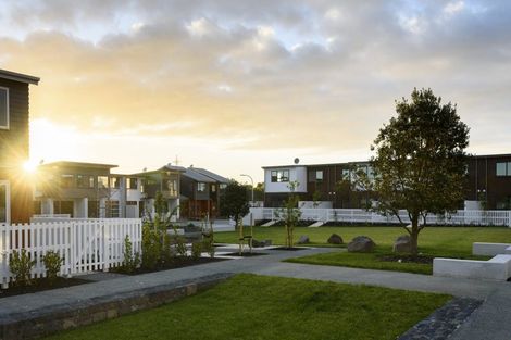 Photo of property in 26 Komanawa Lane, Mount Wellington, Auckland, 1062