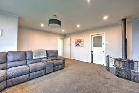 Photo of property in 1 Charles Street, East Gore, Gore, 9710