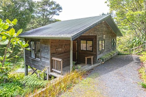 Photo of property in 445 Preeces Point Road, Preece Point, Coromandel, 3506