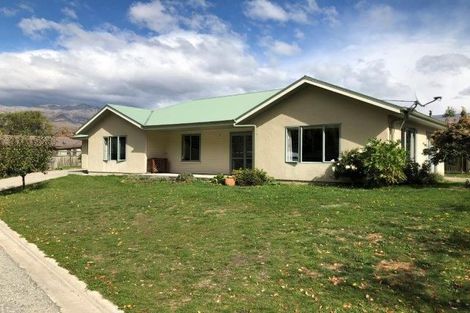 Photo of property in 10 Alexander Place, Arrowtown, 9302