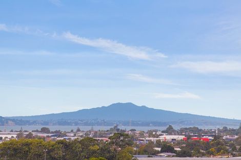 Photo of property in 7 Syrah Crescent, Ranui, Auckland, 0612