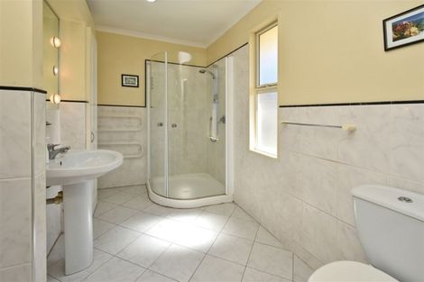 Photo of property in 5 Stoddart Lane, Cashmere, Christchurch, 8022