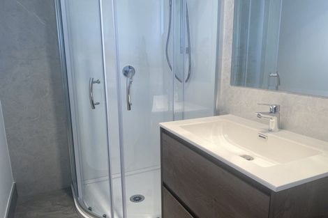 Photo of property in 1/35 Renata Crescent, Te Atatu Peninsula, Auckland, 0610