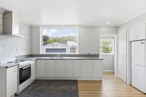 Photo of property in 34 Milne Crescent, Taita, Lower Hutt, 5011