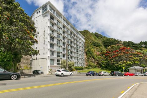 Photo of property in The Capital, 23/370 Oriental Parade, Oriental Bay, Wellington, 6011