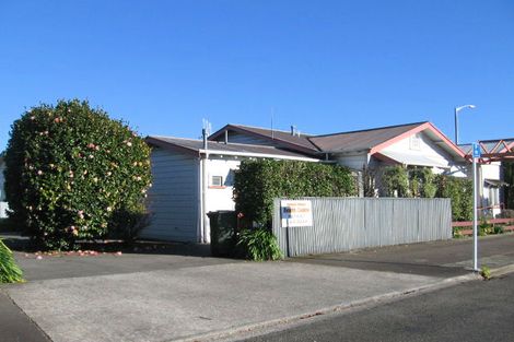 Photo of property in 4 Sydney Street, Palmerston North, 4414