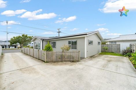 Photo of property in 25a Wainuiomata Road, Wainuiomata, Lower Hutt, 5014