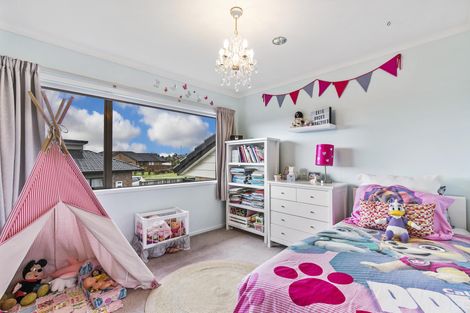 Photo of property in 30 Twomey Drive, Pukekohe, 2120