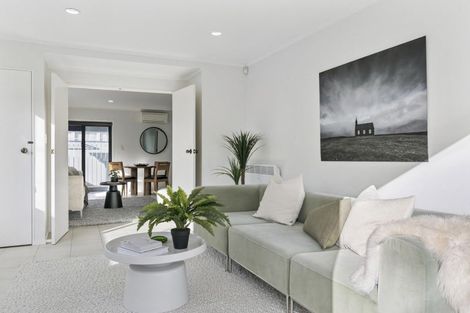 Photo of property in 12 Kauri Street, Miramar, Wellington, 6022