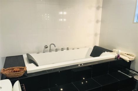 Photo of property in 9 Elias Court, The Gardens, Auckland, 2105