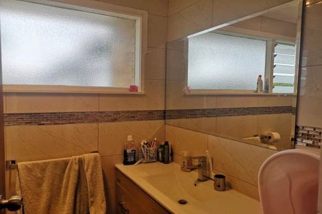 Photo of property in 33 Coronation Road, Hillcrest, Auckland, 0627