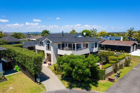 Photo of property in 1/10 Coquille Place, Half Moon Bay, Auckland, 2012