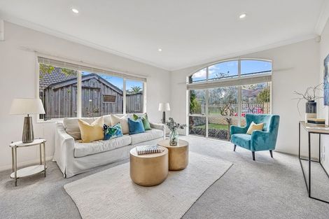 Photo of property in 43 Lansell Drive, East Tamaki Heights, Auckland, 2016