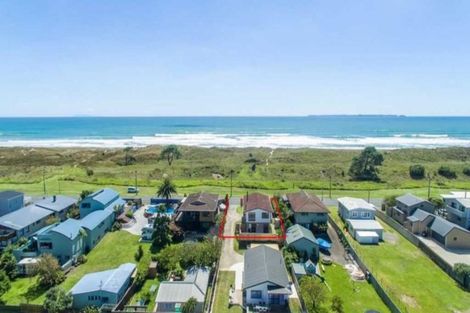 Photo of property in 13620l Papamoa Beach Road, Bethlehem, Tauranga, 3110