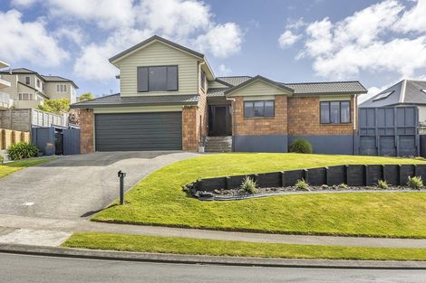 Photo of property in 2 Endeavour Drive, Whitby, Porirua, 5024