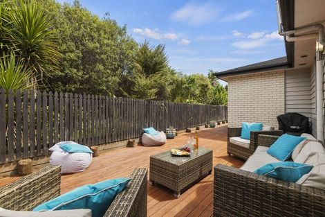 Photo of property in 21 Golden Morning Drive, Albany Heights, Auckland, 0632
