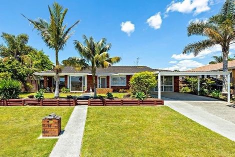 Photo of property in 56 Rushgreen Avenue, Pahurehure, Papakura, 2113