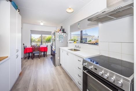 Photo of property in 7 Bartholomew Drive, Nawton, Hamilton, 3200