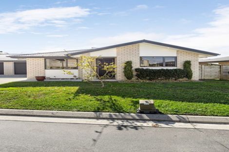 Photo of property in 51 Shrule Place, Huntington, Hamilton, 3210