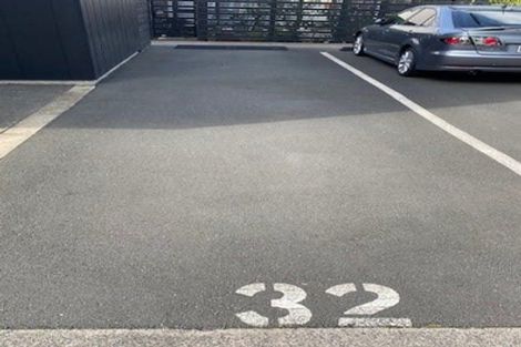 Photo of property in 32 Tahuhu Road, Mount Wellington, Auckland, 1062