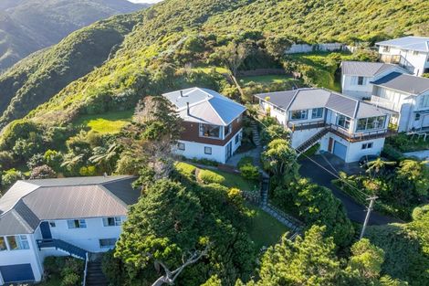 Photo of property in 54 Titiro Moana Road, Korokoro, Lower Hutt, 5012