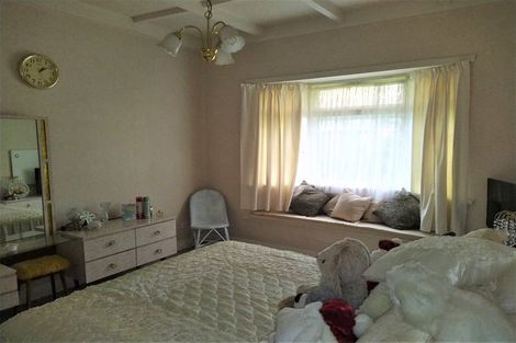 Photo of property in 11 Darlington Street, Ngatea, 3503